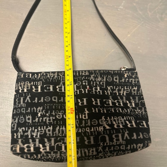 Stunning rare Burberry ❤️ - Picture 3 of 14